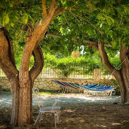 شقة St. Harry'S Windmill Makris Gialos  المظهر الخارجي الصورة